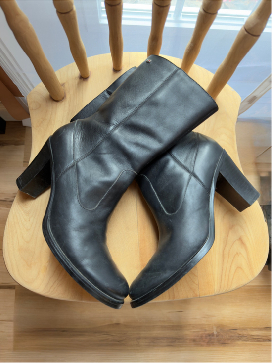 Tommy Hilfiger Shoes - Tommy Hilfiger Black Leather Mid-Calf Boots Block Heel Side Zip Women’s